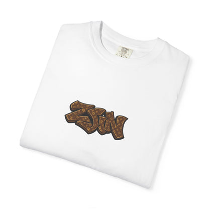 DELUXE TEE